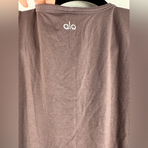 ALO Yoga Cover Tank Size Small $58 - Picture 10 of 11